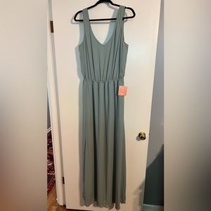 Show Me Your Mumu NWT - Kendall Maxi Dress - color: Silver Sage Crisp - size XL